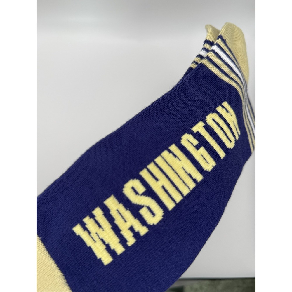 For Bare Feet Washington Huskies Socks OSFM NCAA Navy Blue Gold White Novelty